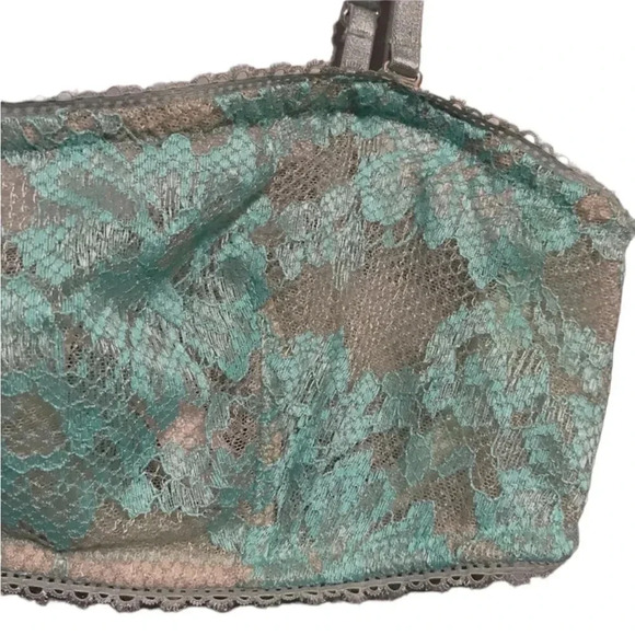 NWT VS Lace Detachable Straps Unlined Bralette - Picture 5 of 6